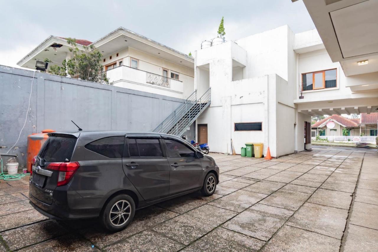 Reddoorz Near Lembang Park & Zoo 2 Hotel Exterior photo