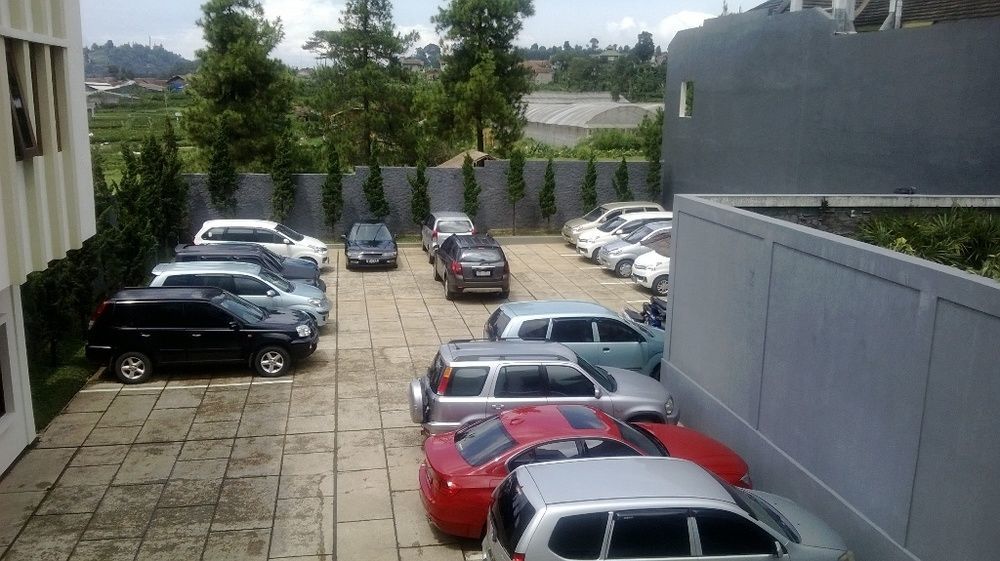 Reddoorz Near Lembang Park & Zoo 2 Hotel Exterior photo